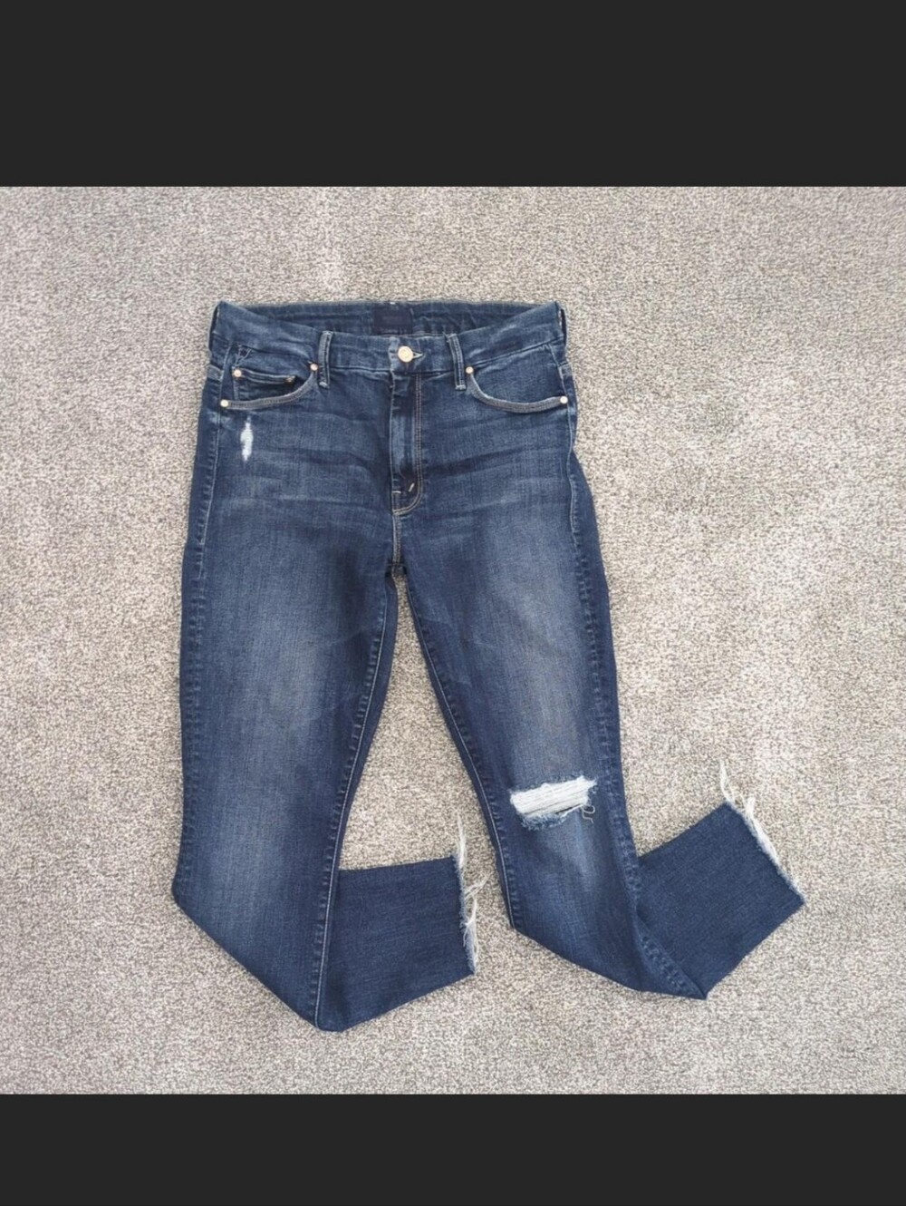 MOTHER Dark Blue High Waisted Looker Skinny Jeans with Ankle Fray Size 28